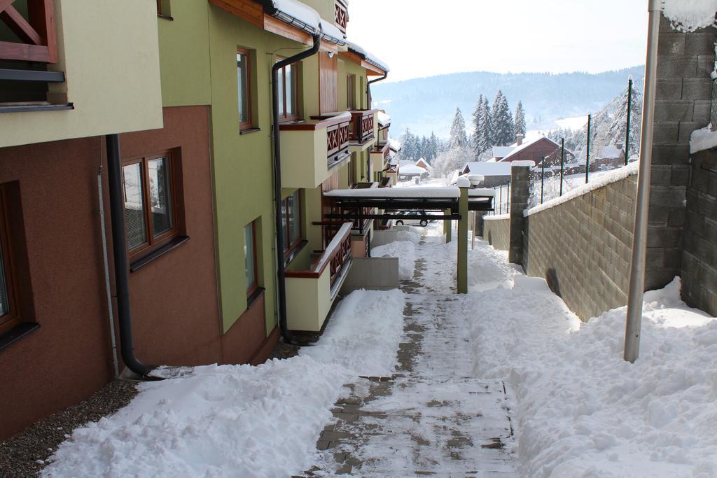 Pinewood Valley Oasis Vysne Ruzbachy Exterior photo